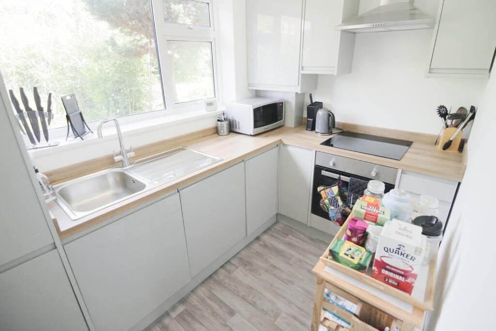 Secluded Central 2 Bed Flat Stratford-upon-Avon Esterno foto