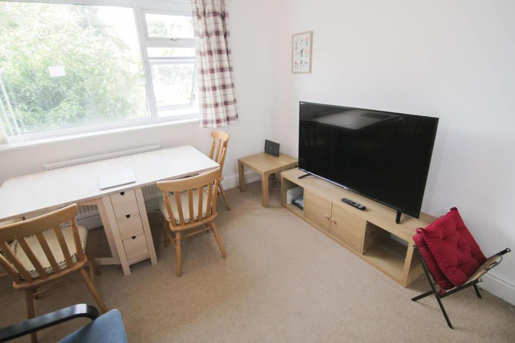 Secluded Central 2 Bed Flat Stratford-upon-Avon Esterno foto