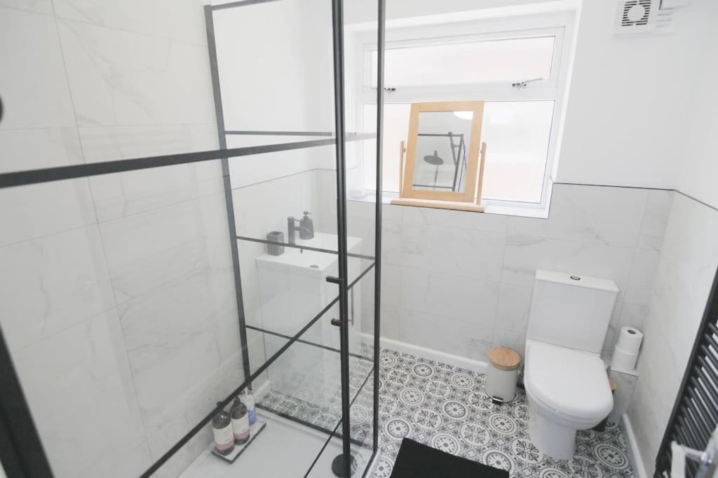 Secluded Central 2 Bed Flat Stratford-upon-Avon Esterno foto